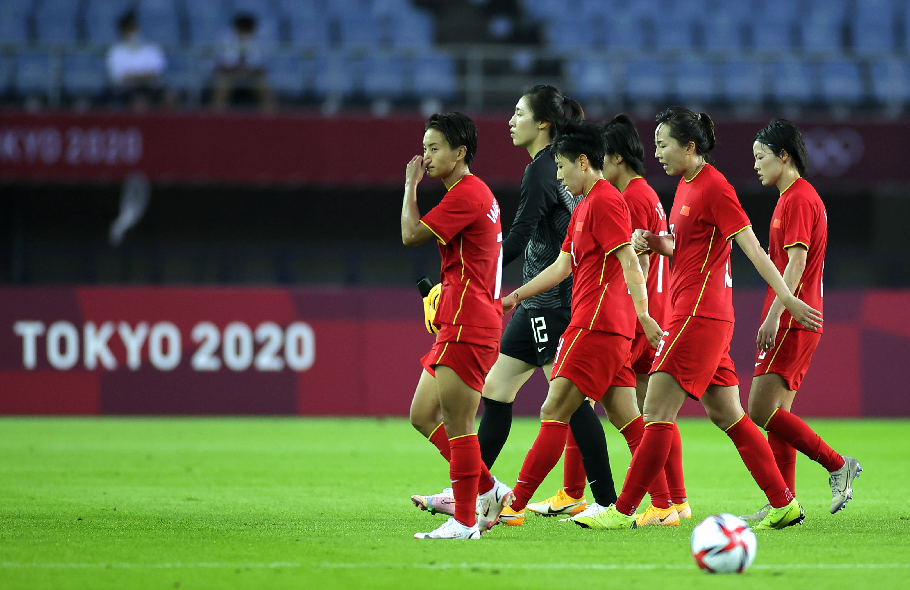 开云体育中国-西班牙国家女子足球队实力突出，进入四强