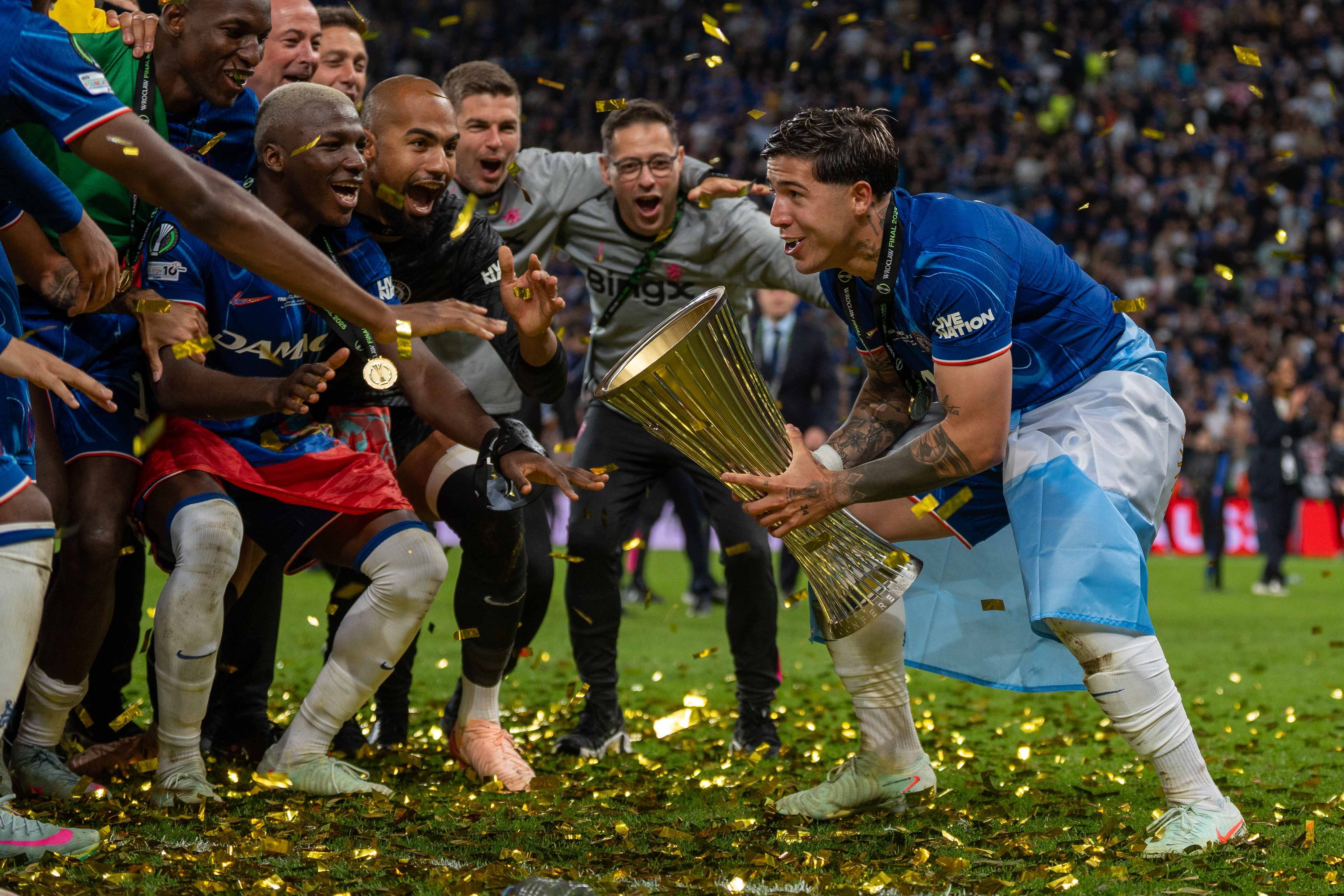 开云体育官网-利物浦碾压切尔西，贝林厄姆统治全场的简单介绍