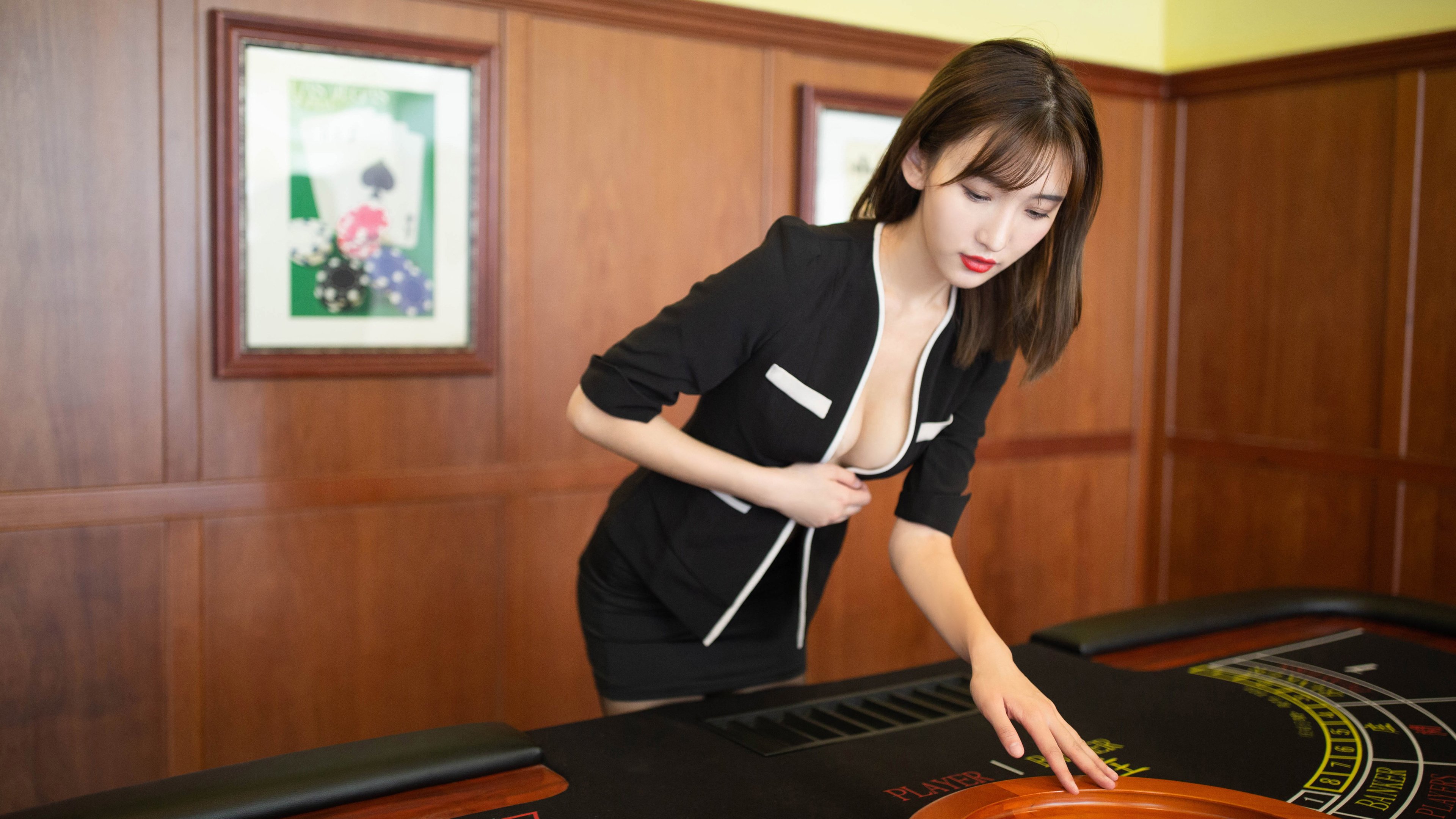 无声惊雷！英格拉姆关键时刻一剑封喉，奇才逆袭尼克斯显黑马本色