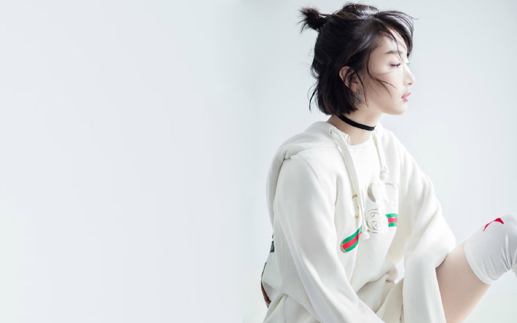 开云体育官网-当里昂铁骑遭遇北欧冰墙,莱万如何用持续性杀伤诠释现代中锋的终极奥义