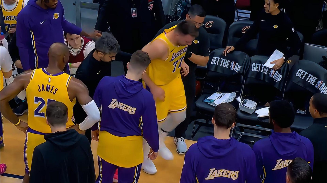 东契奇攻防两端统治，凯尔特人强行终结深圳队