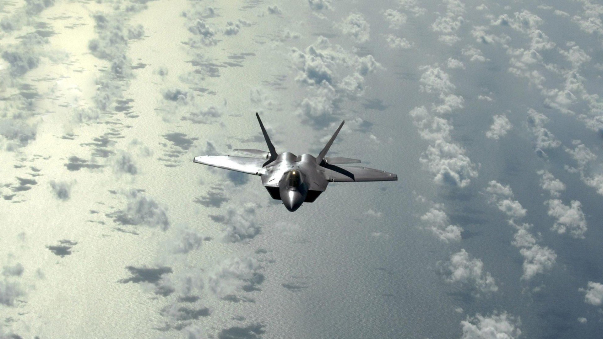 乌克兰手术刀斩落闪电，而福登的数据风暴正宣告足球新纪元